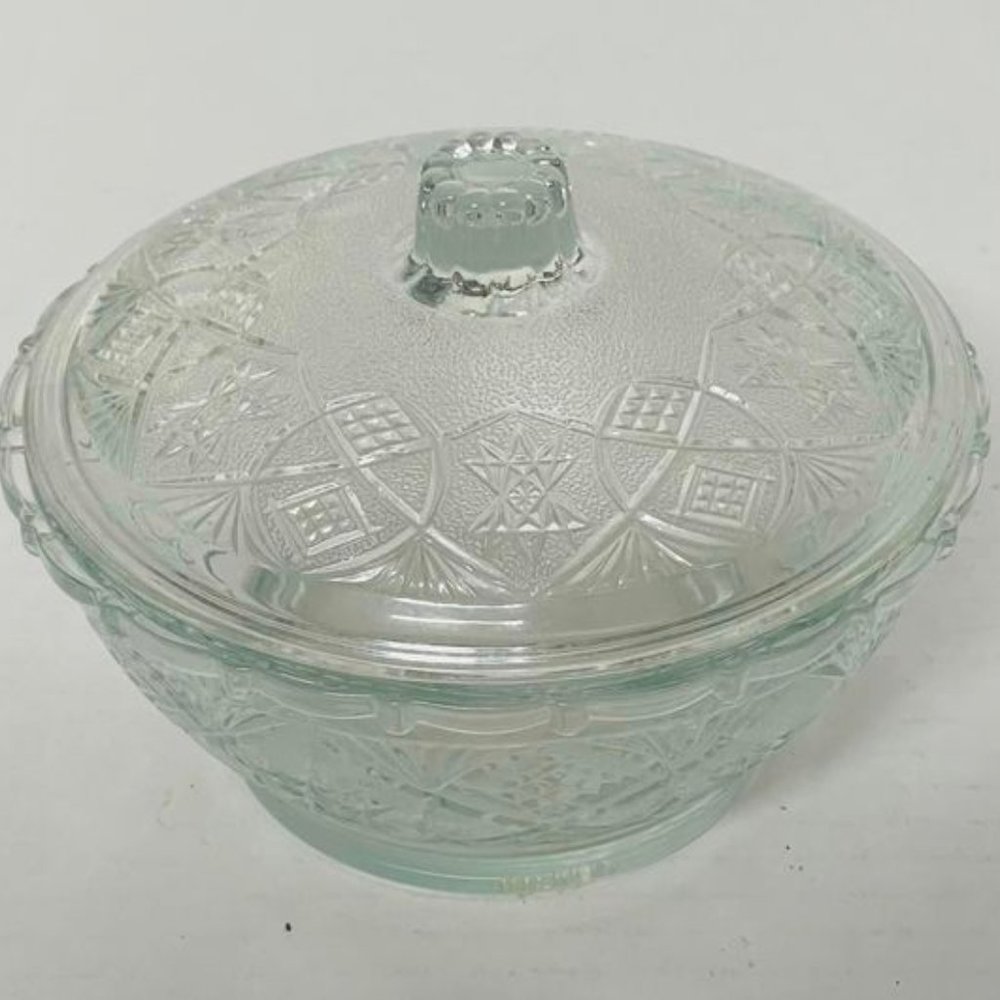 Vintage KIG Malaysia Clear Glass Candy, nut, trinket dish with lid 6" No Cracks